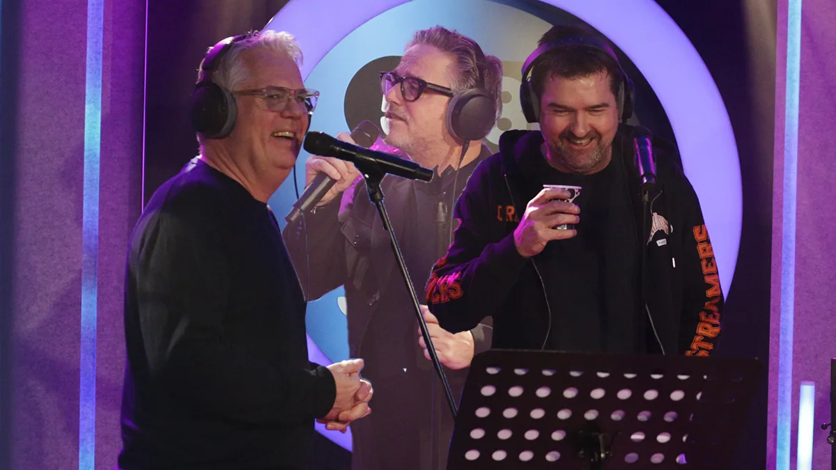 Guus Meeuwis en Acda en de Munnik primeuren kerstsingle live in De 538 Ochtendshow!