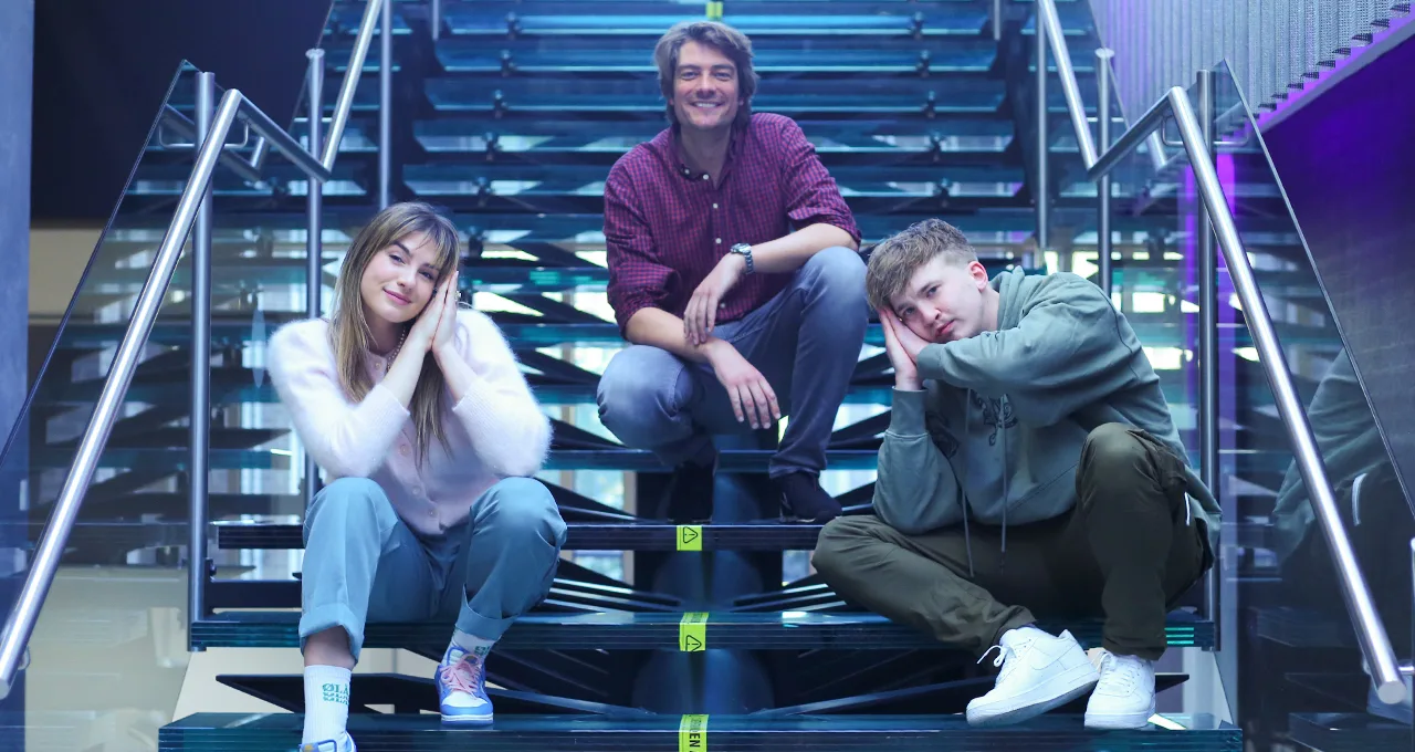 Goede vrienden Maan en Snelle droppen hun eerste samenwerking