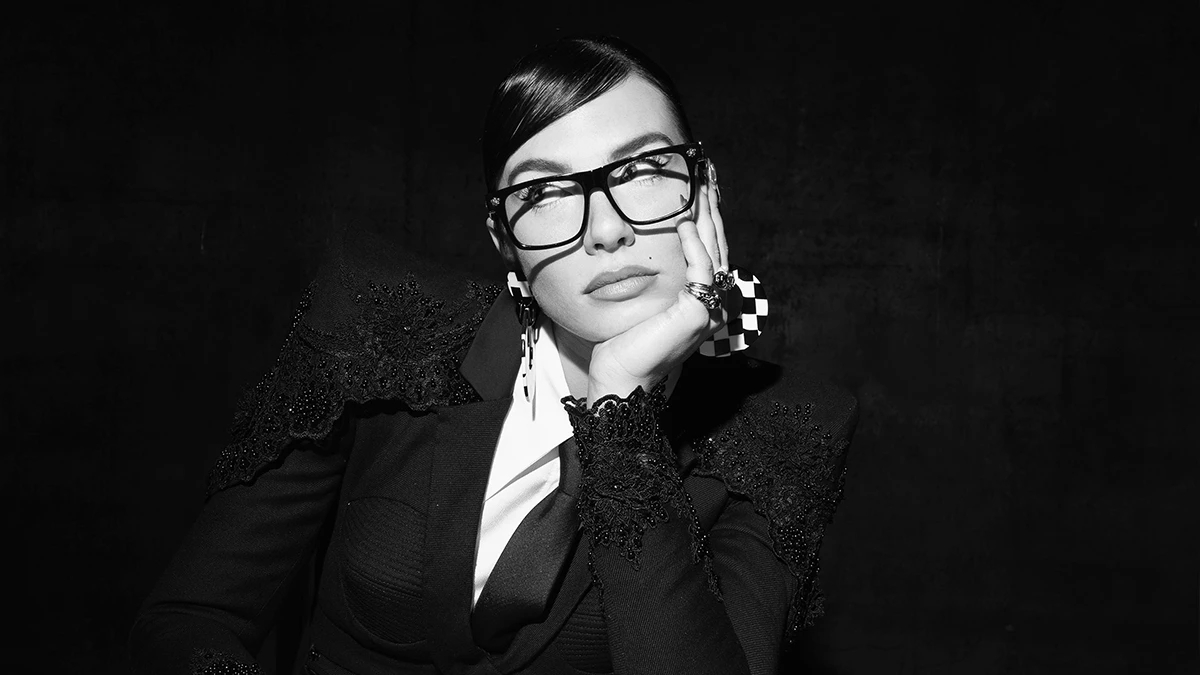 Maan = terug met haar nieuwe track Paranoia! 😵‍💫🔥