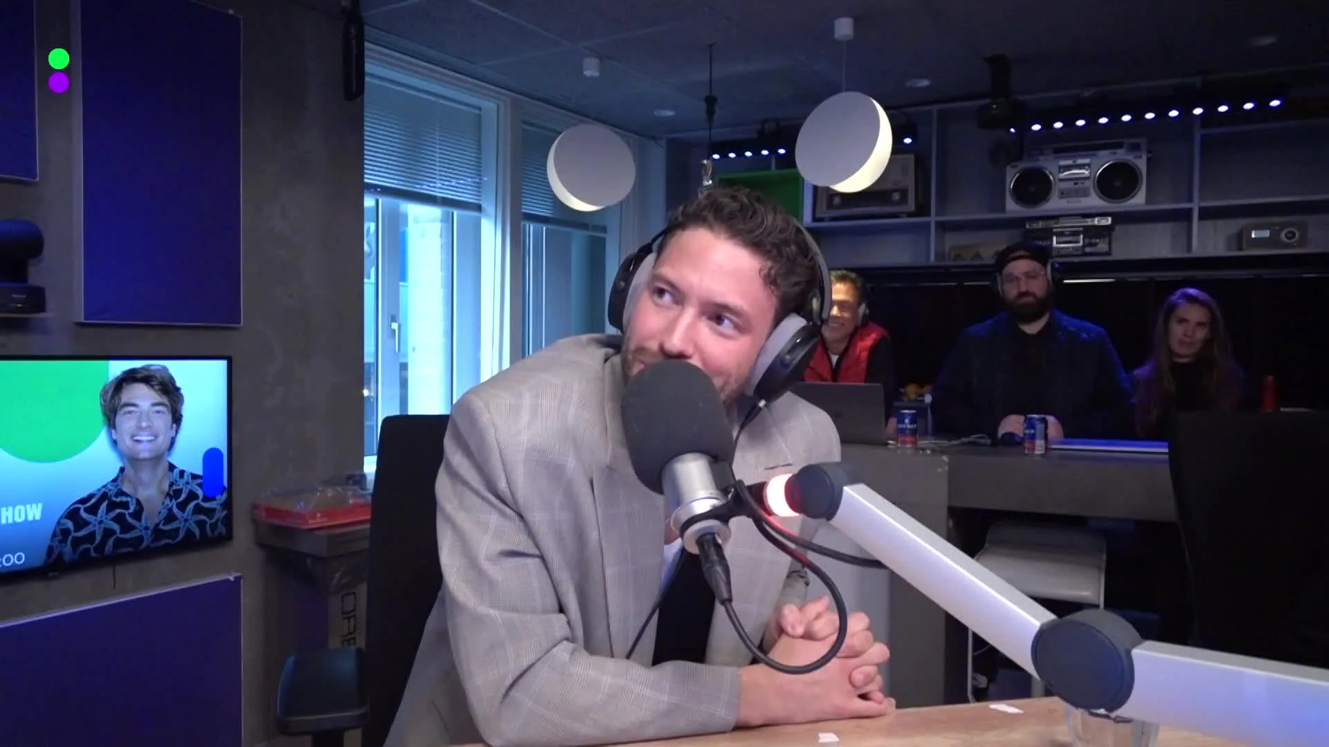 Rolf Sanchez over Un Chance