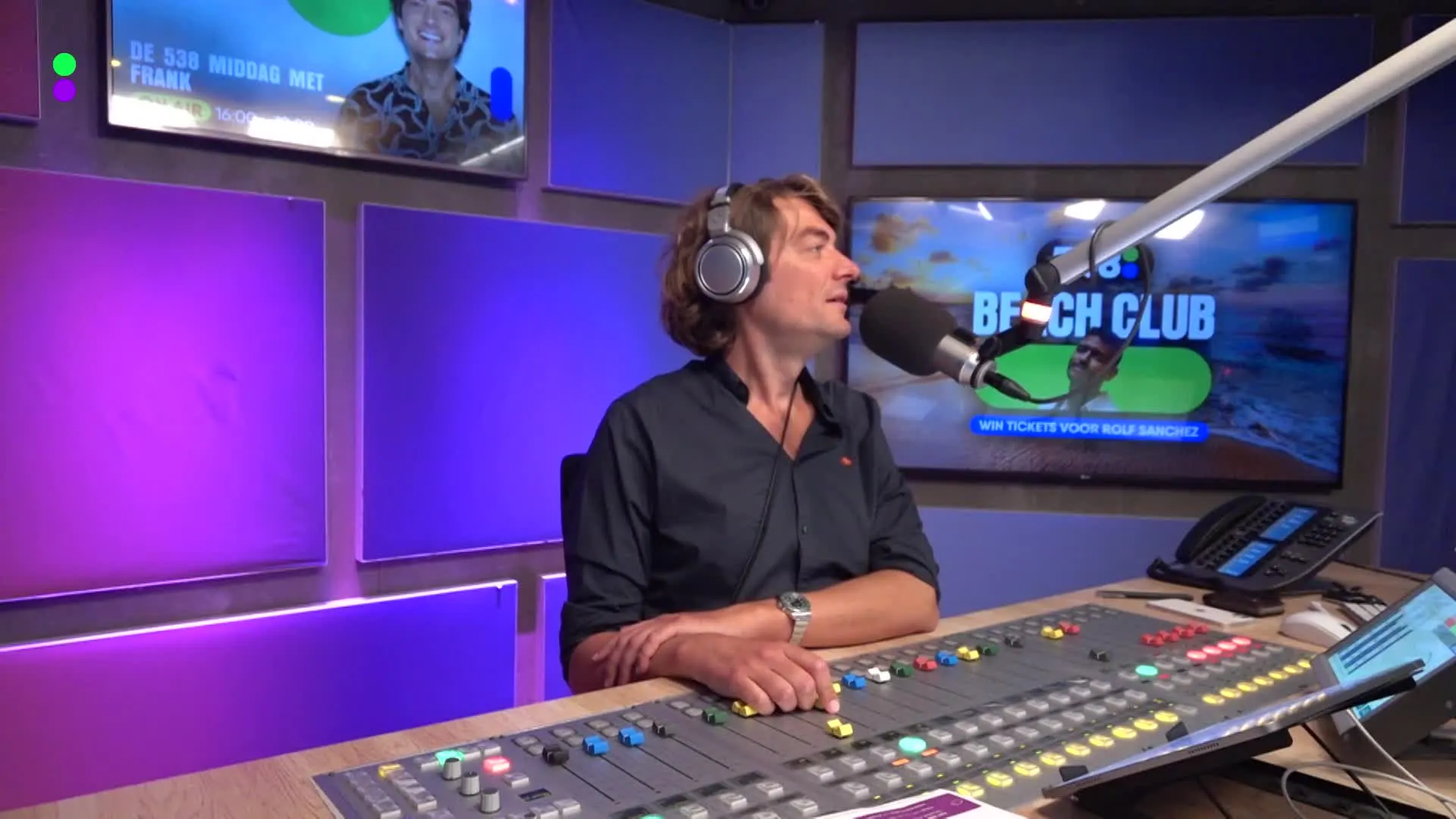 Wie is de naaktloper van Apeldoorn?