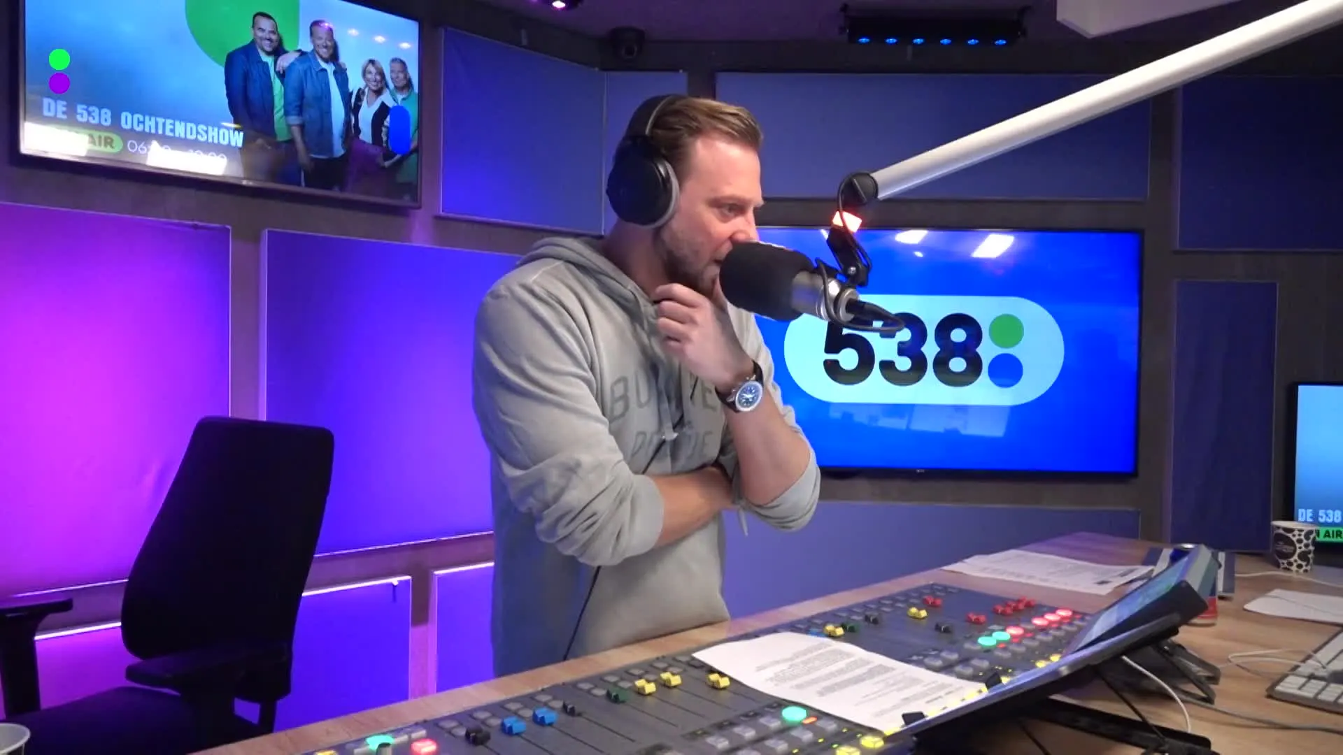 Ellyne is een 'Bloemenbieb' begonnen