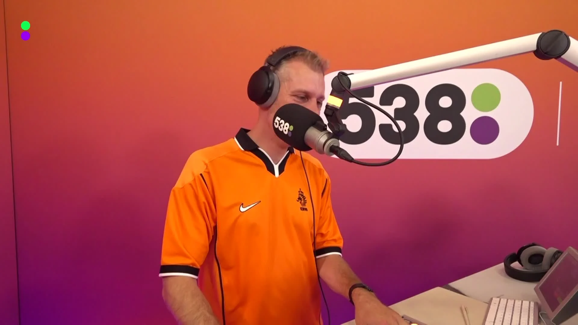 Zij Is Van Mij is de nieuwe single van André Hazes en Mart Hoogkamer!