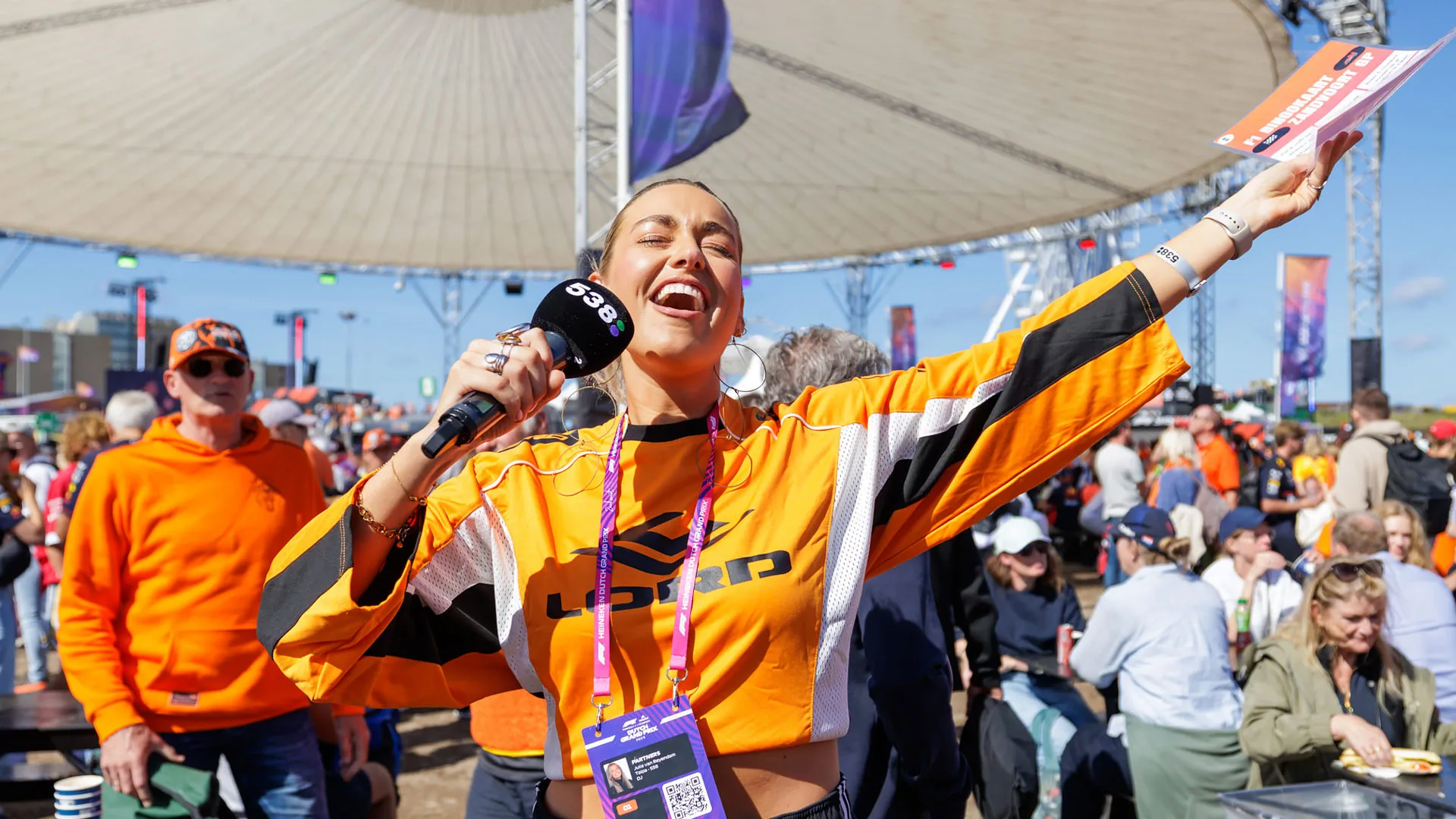 Een F1-bingokaart vol opdrachten voor Julia!