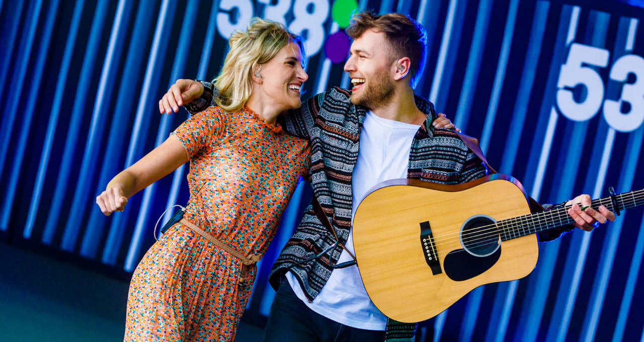 Suzan & Freek pakken de Harde Schijf met Blauwe Dag