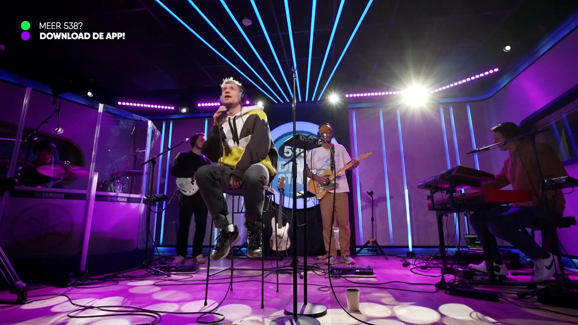 Chef'Special speelt nieuwe single Speed Of Light live bij 538!