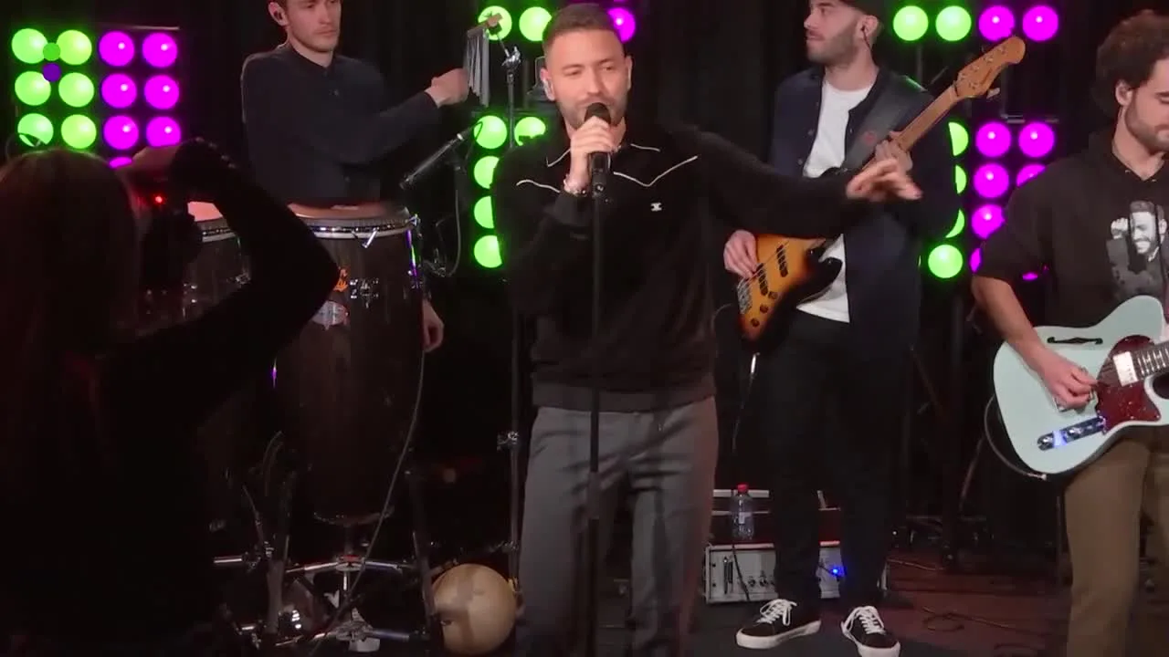 Rolf Sanchez doet Más Más Más en krijgt 538 TOP 50 Award