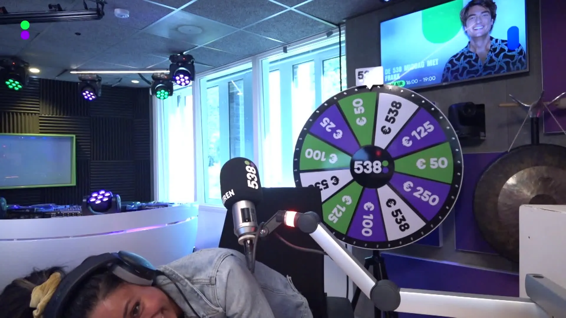 538 Middag-team in SHOCK nadat Frank goor filmpje laat zien