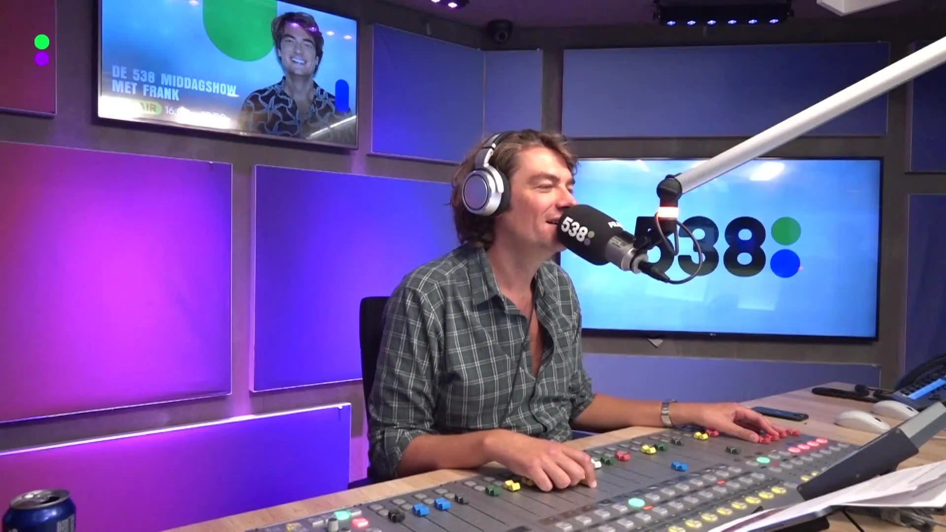 Waylon over zijn doorbraakhit!