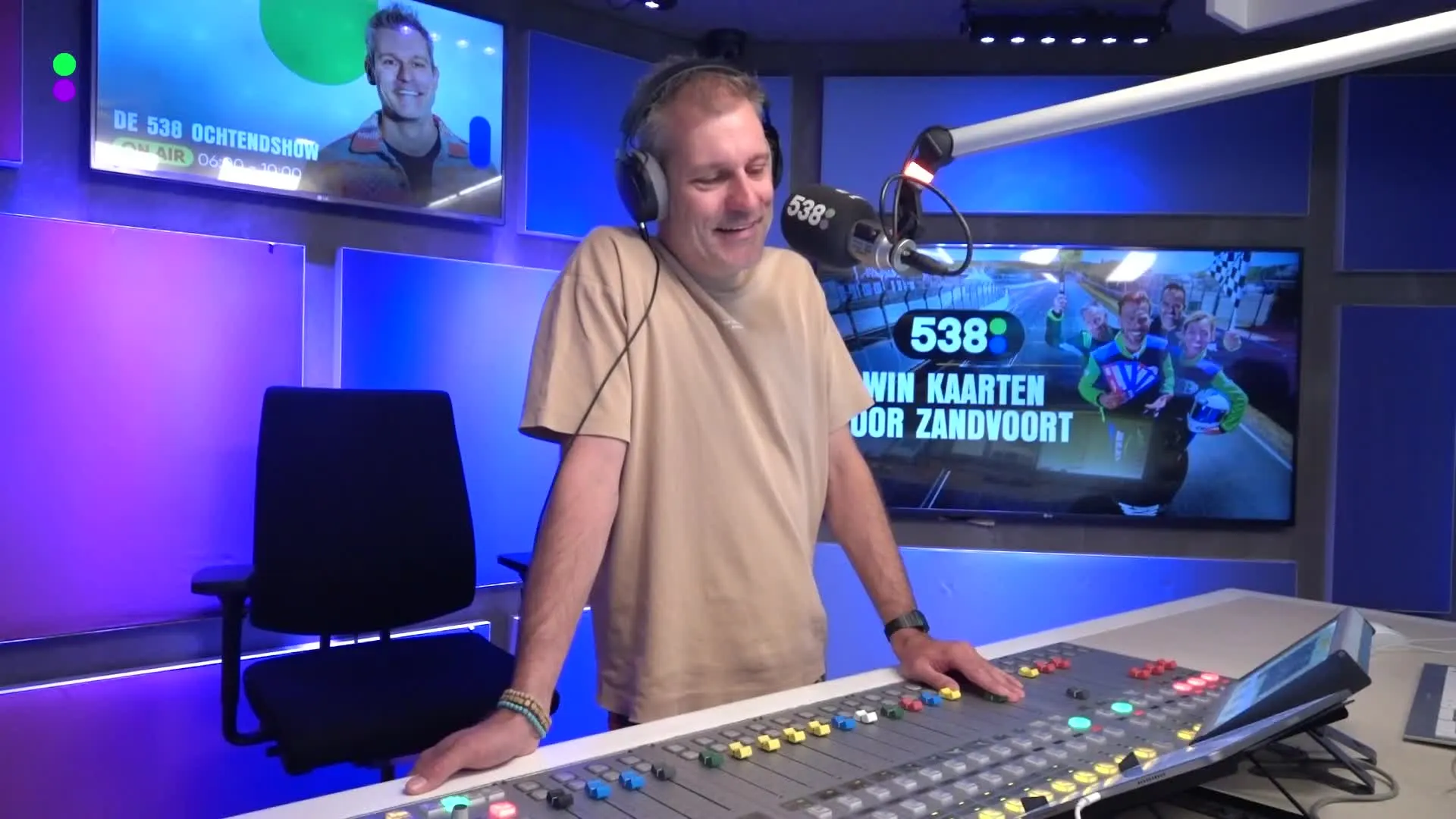 Harrie Lavreysen over winnen van drie gouden medailles: 'Een droom die uitkomt'