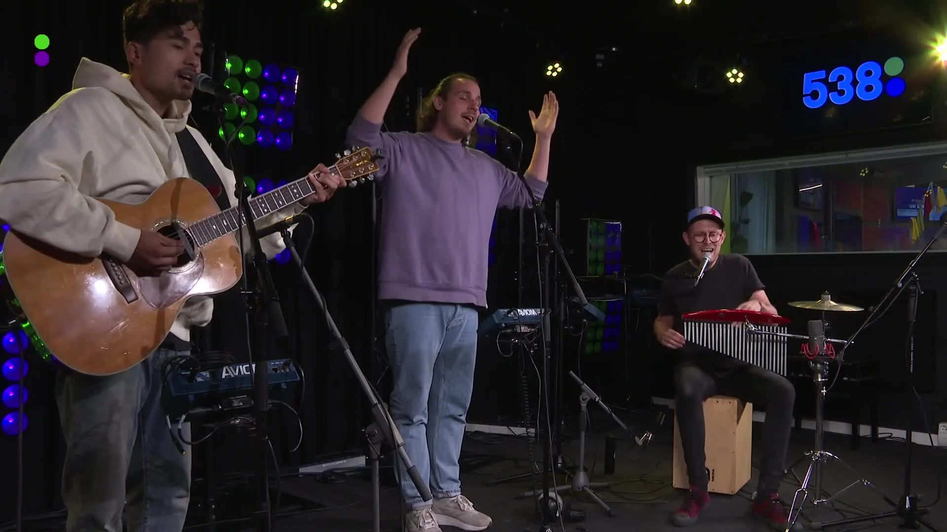 Nielson verrast Sander op z'n verjaardag!