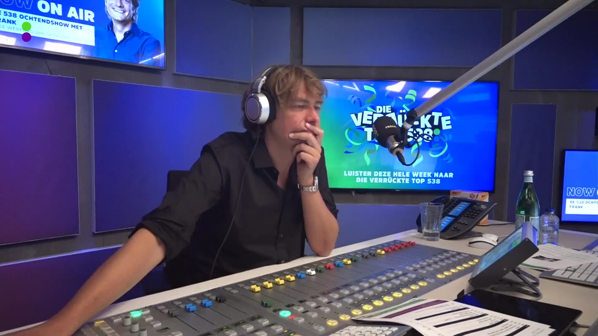 Bjørgen bezorgt ons kippenvel met ode aan Peter R. de Vries