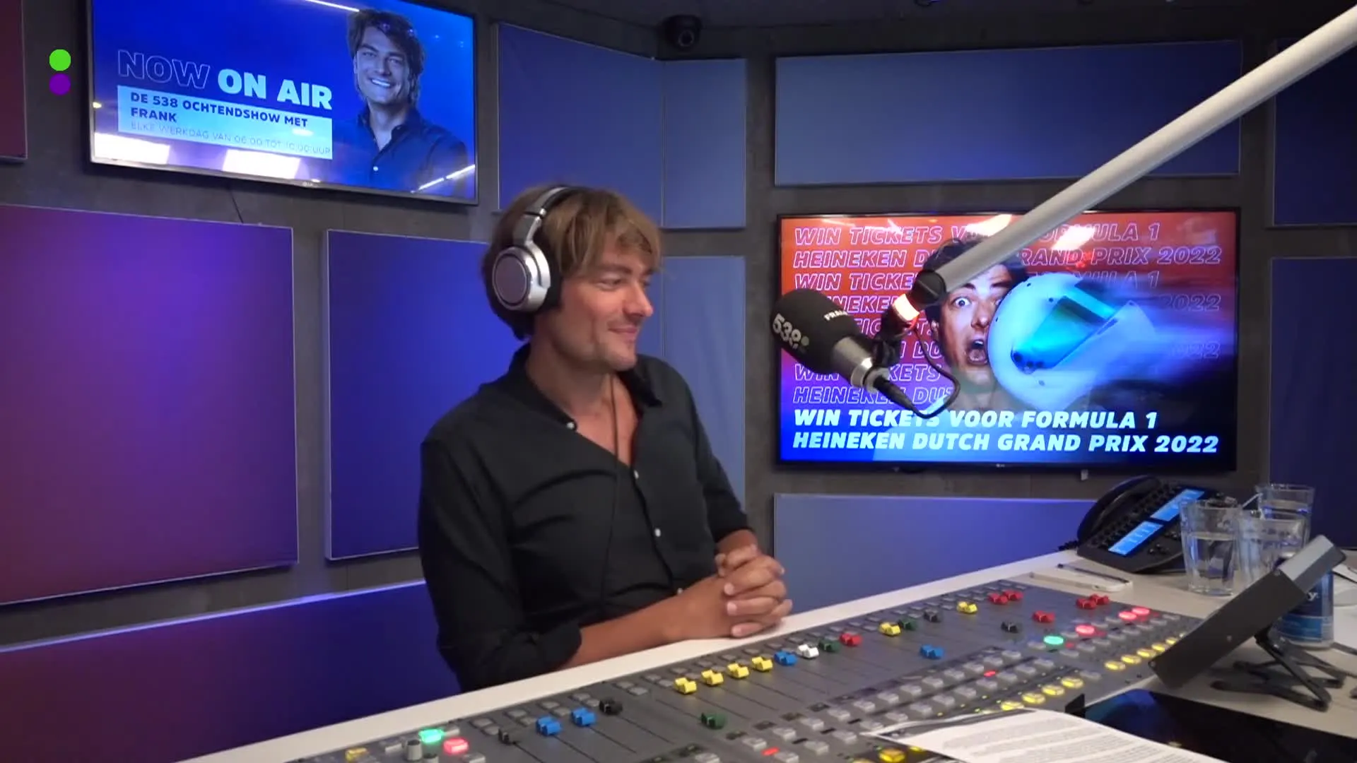 Wauw! Santi zag zijn selfie met Mercedes-baas mislukken, maar...