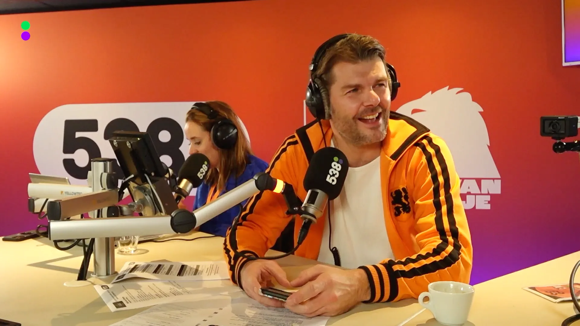 Coen en Sander belden met Noa Vahle