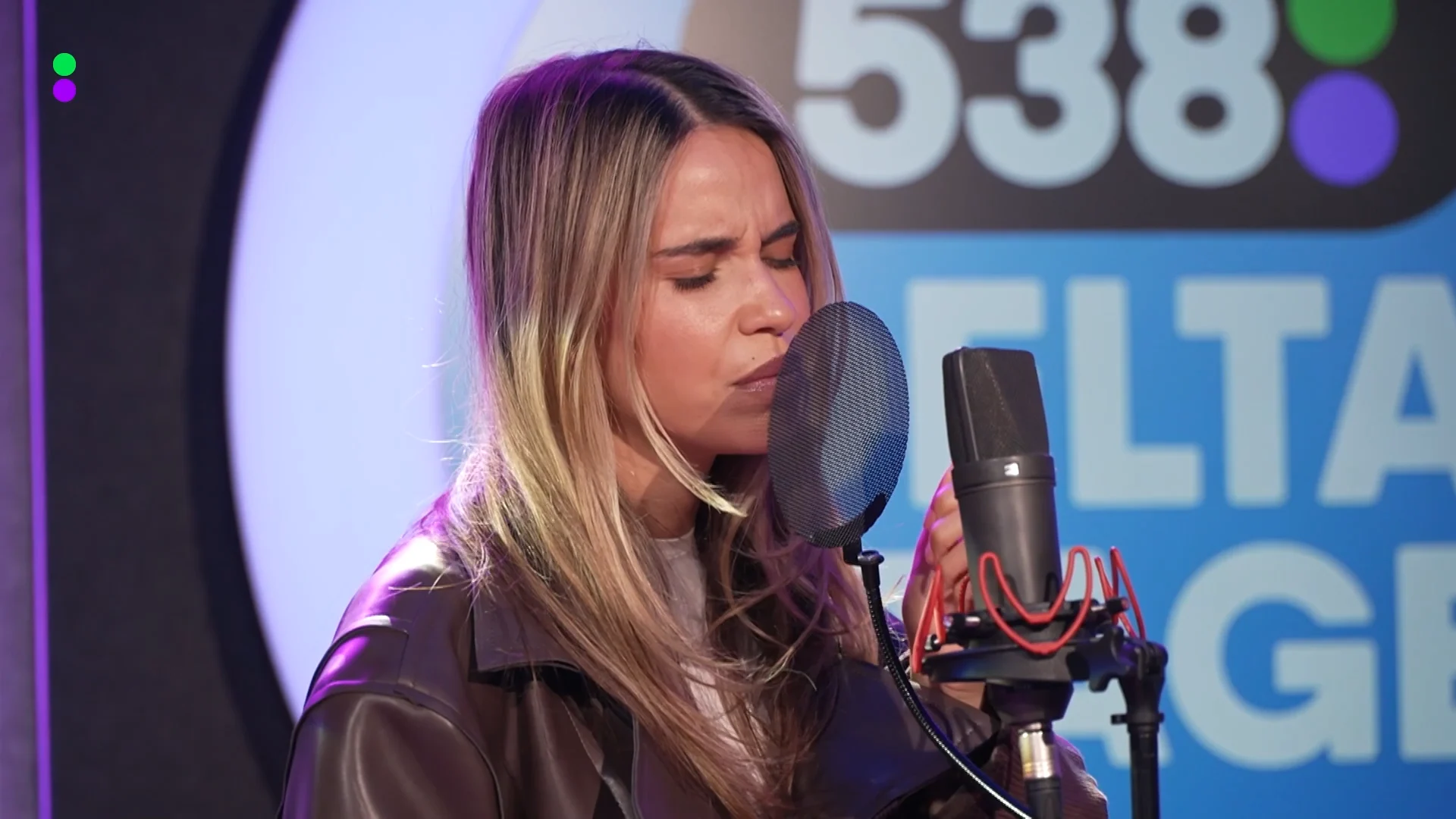 Zoë Tauran covert Hey Ya van Outkast