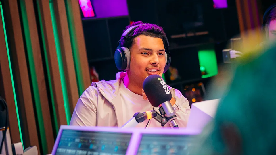 Jeliano rapt bij Bas & Dylan