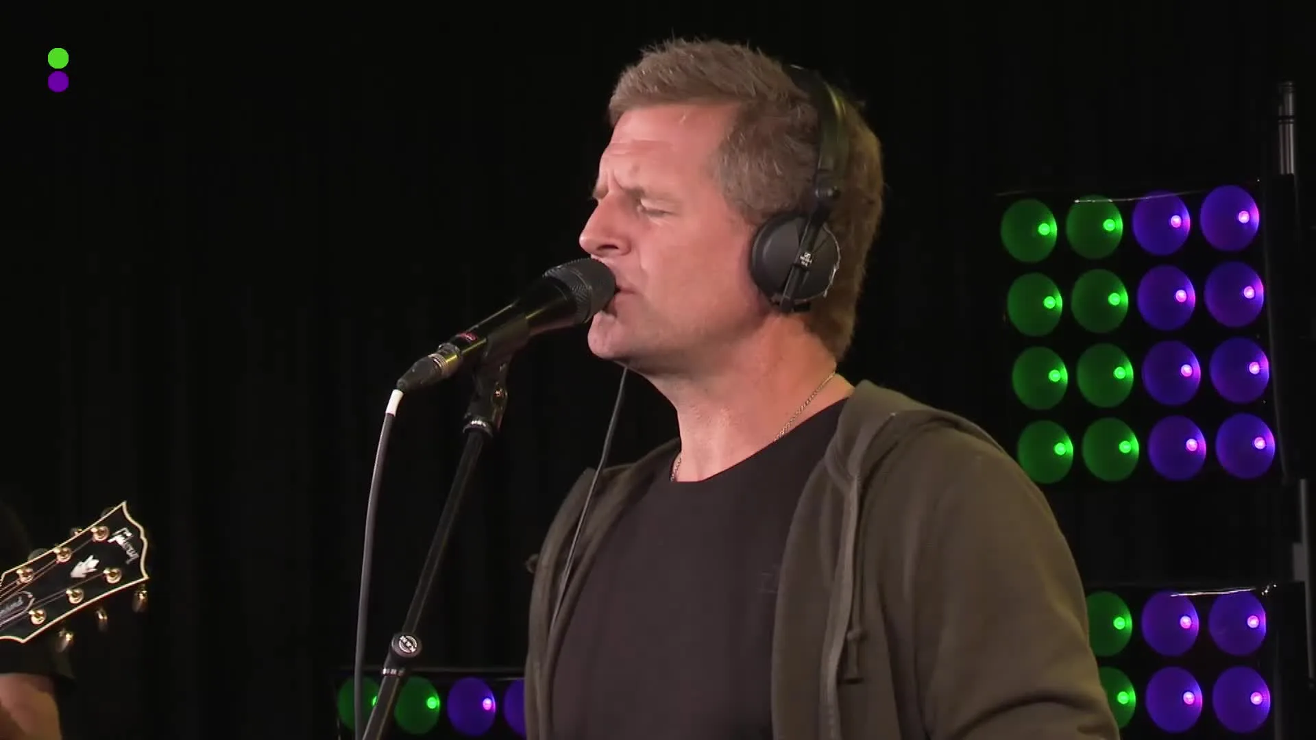 Racoon live met Het Is Al Laat Toch!