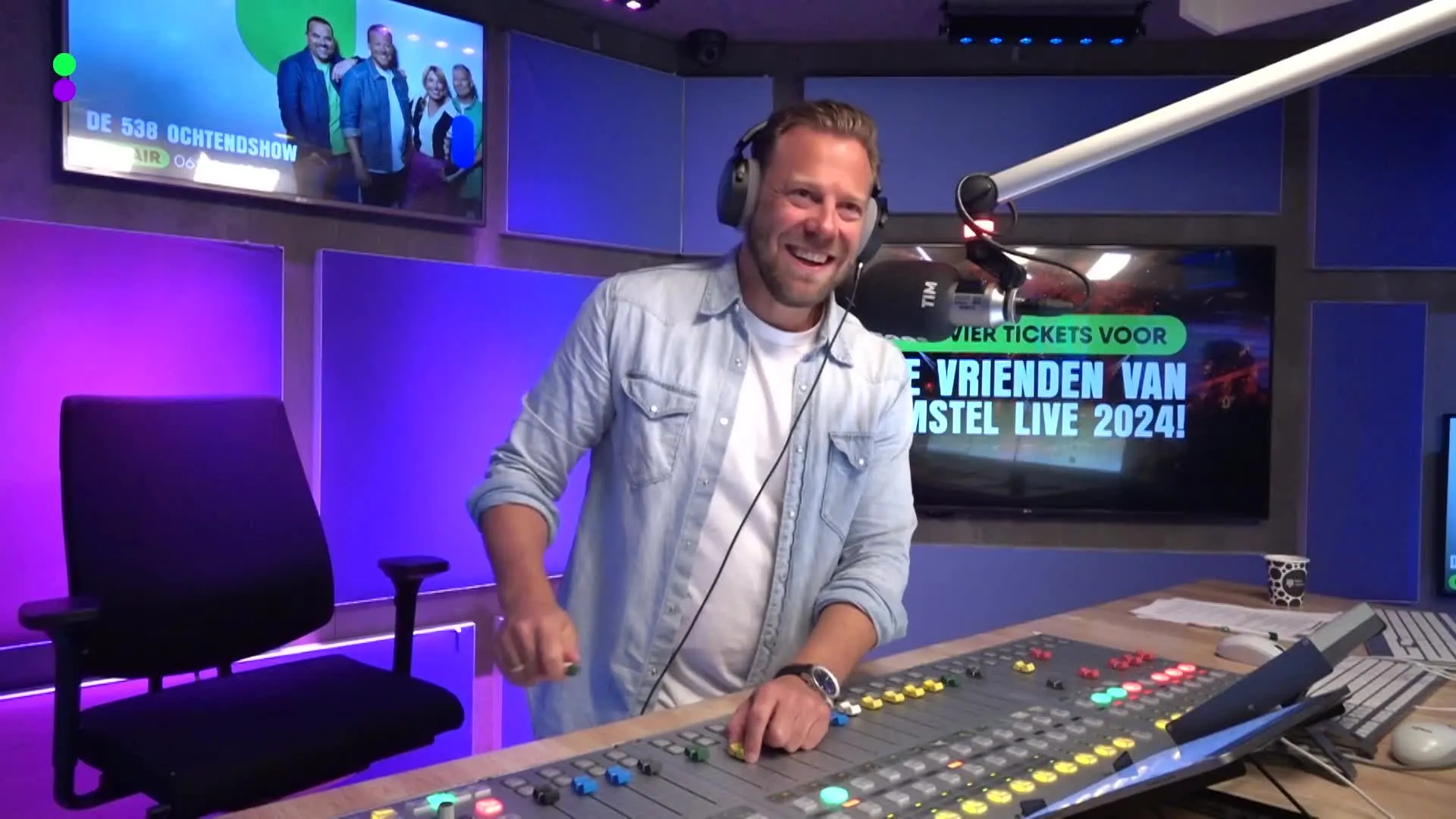 Xander de Buisonjé ontmoet wereldster in Las Vegas