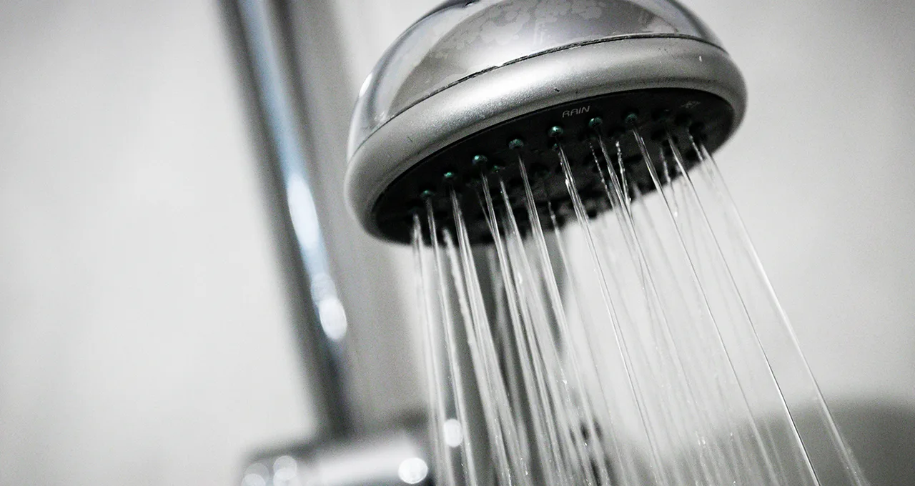 Plas jij weleens onder de douche?