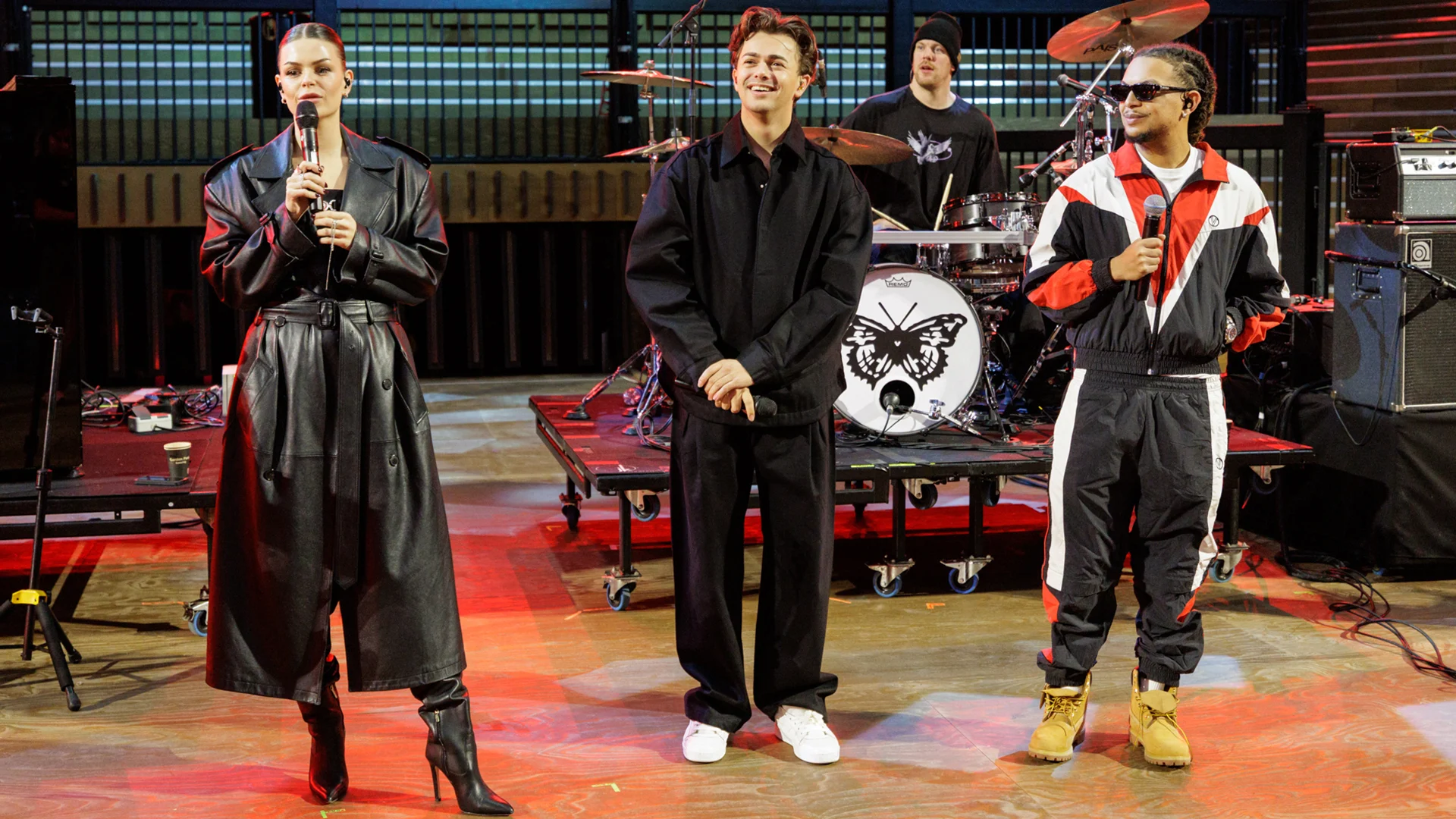 Waanzinnig! Alles Op Gevoel door Davina Michelle, Flemming en Ronnie Flex