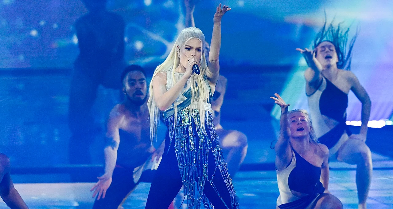 Davina Michelle over Songfestival-optreden: 'Ik heb zeven kleuren gescheten'