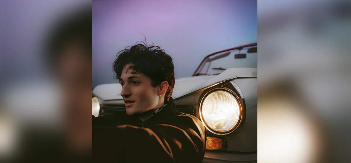 GEMAAKT: Henry Moodie - Beat Up Car 