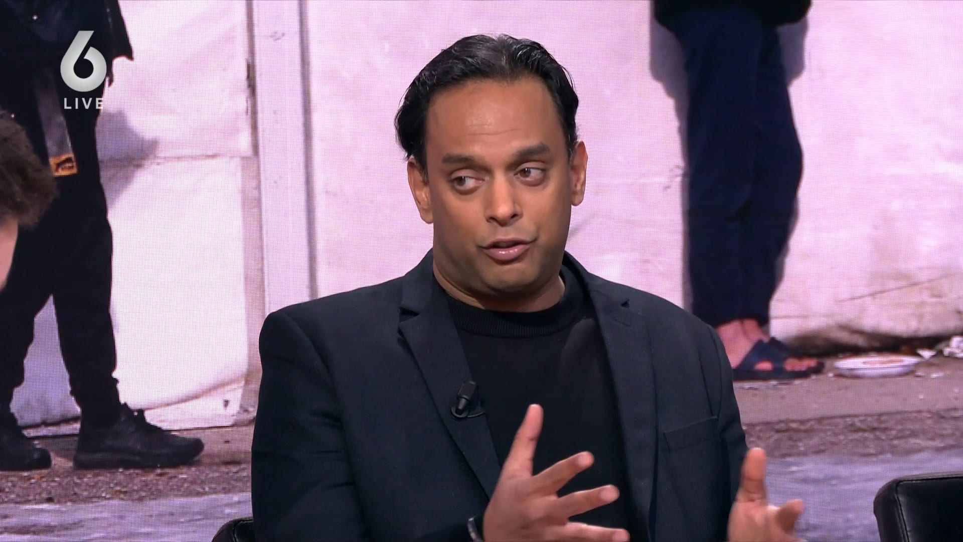 'Belachelijk dat Spanje 500.000 verblijfsvergunningen verstrekt aan illegalen'