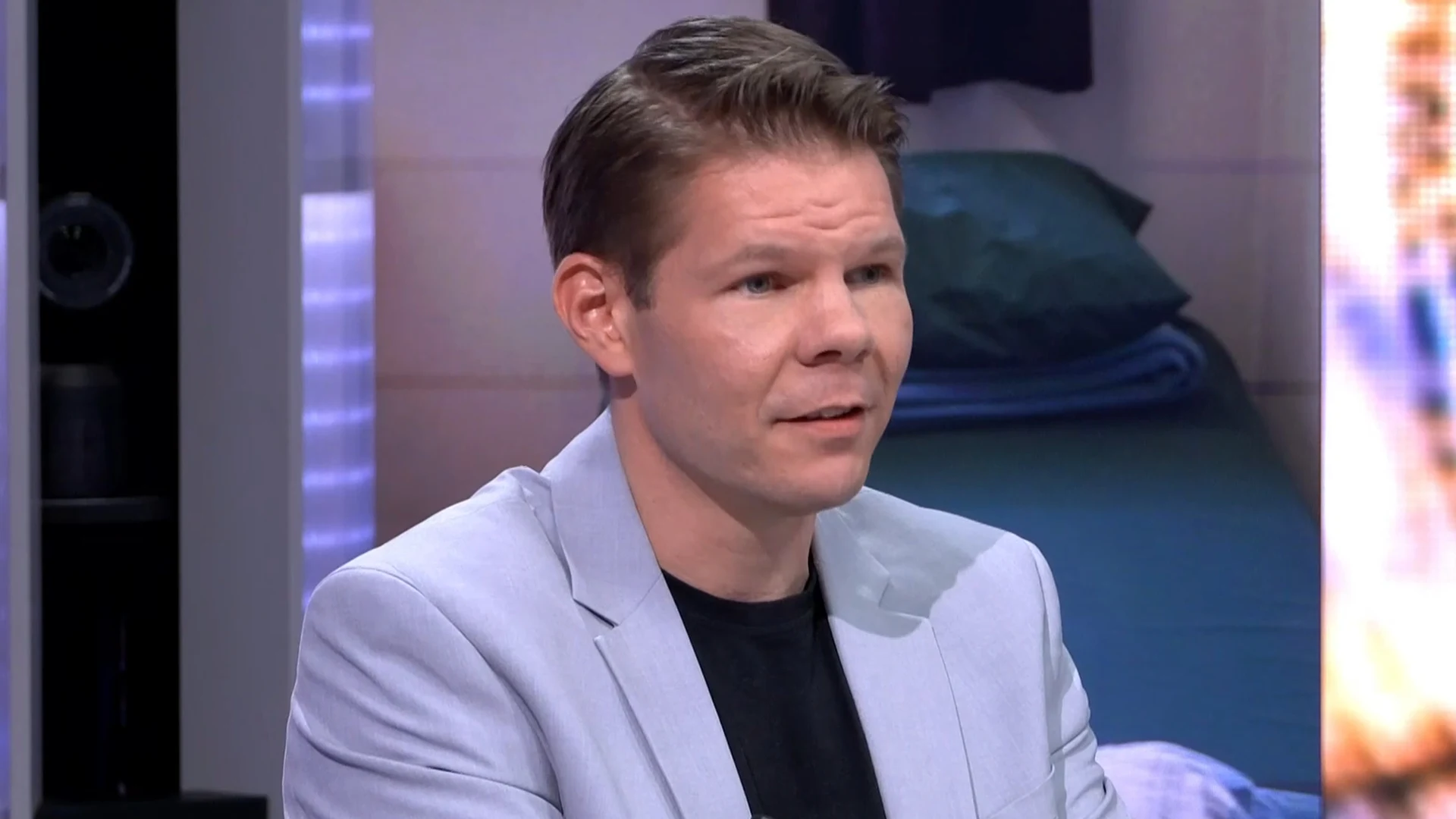 Victor Vlam: 'Tablets met softporno voor gevangenen is slecht idee'