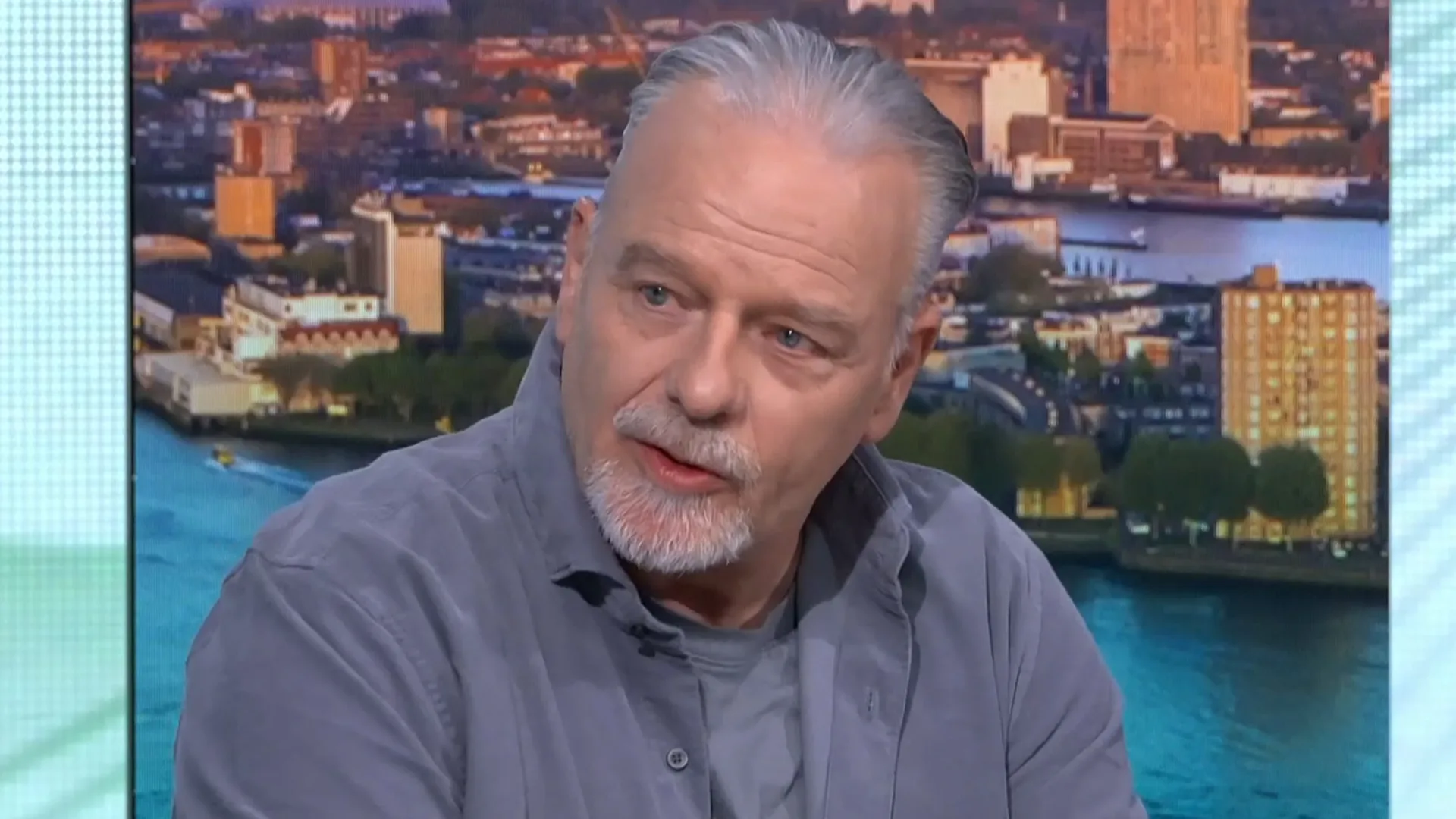 Middenklasse vertrekt: 'Alleen hele rijken en hele armen blijven over in grote stad'