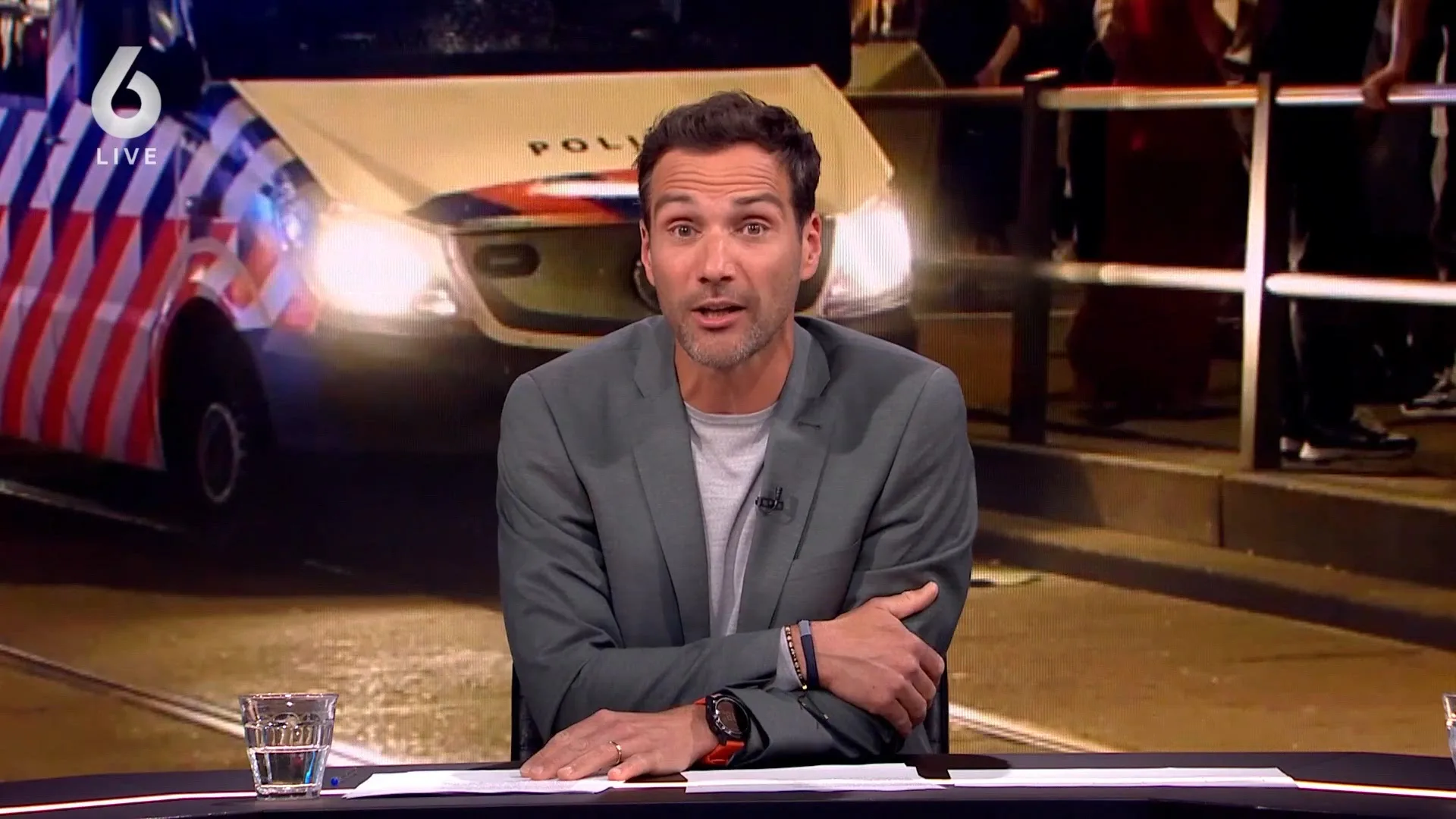 Honderden relschoppers creëren onrust in Scheveningen: 'Puur en puur tuig'