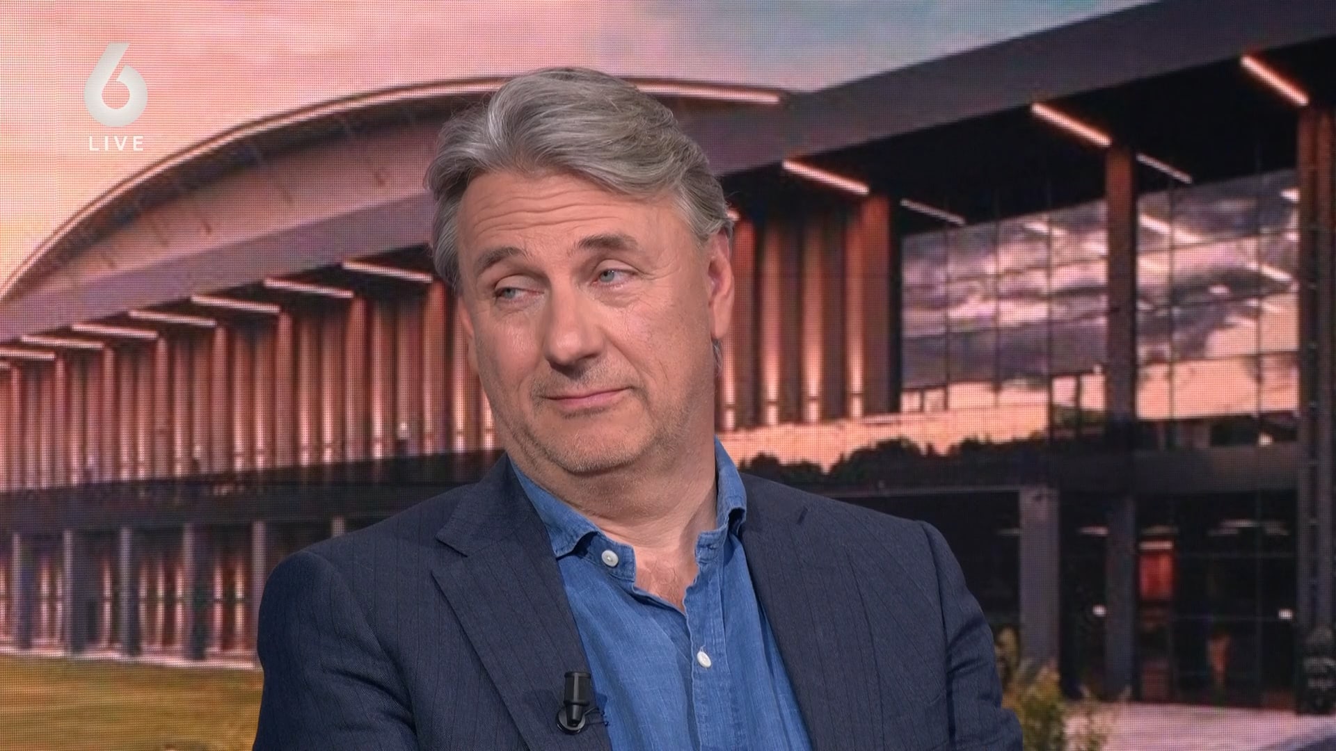 Vredesbesprekingen en NAVO-beraad in Turkije