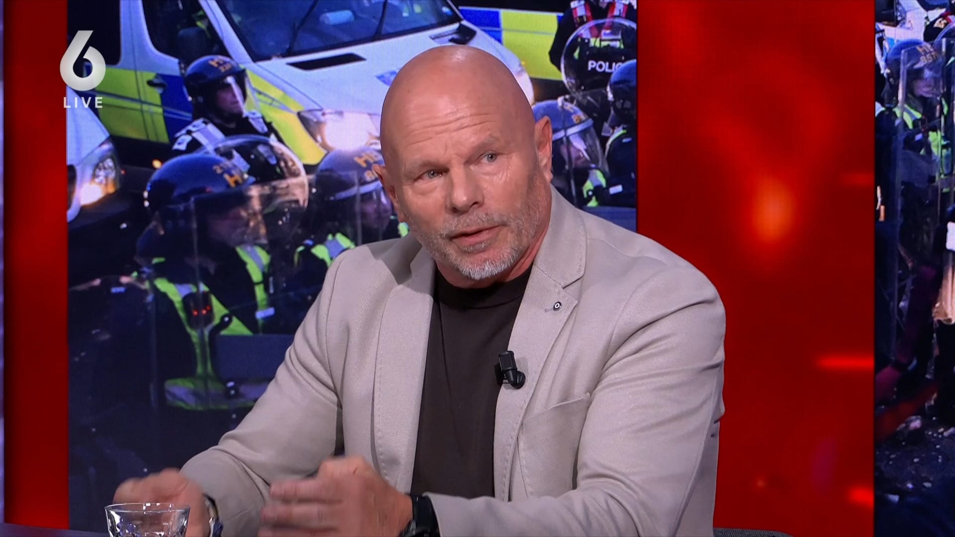 Moord op 18-jarige Henry Nowak leidt tot rellen in Groot-Brittannië