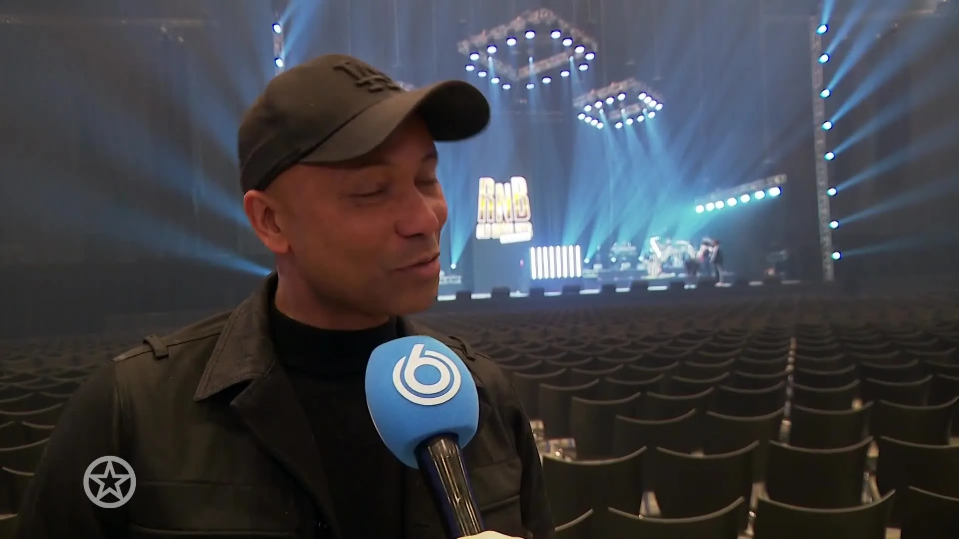 John Williams gaat helemaal los op zijn eigen feestje