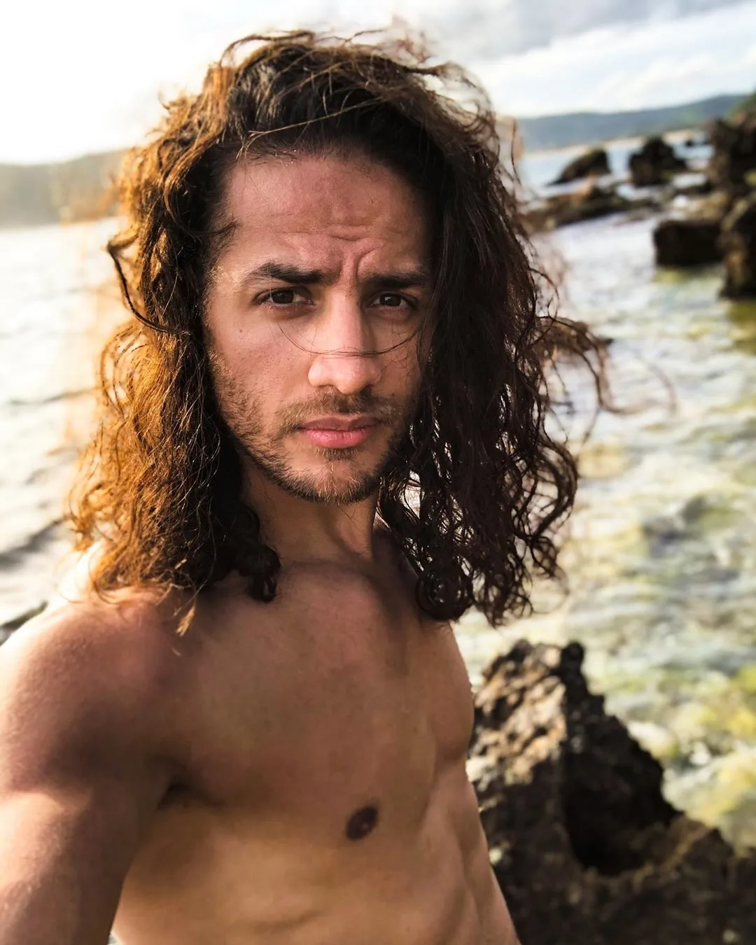 SEXY: Juvat Westendorp maakt indruk met halfnaakte foto