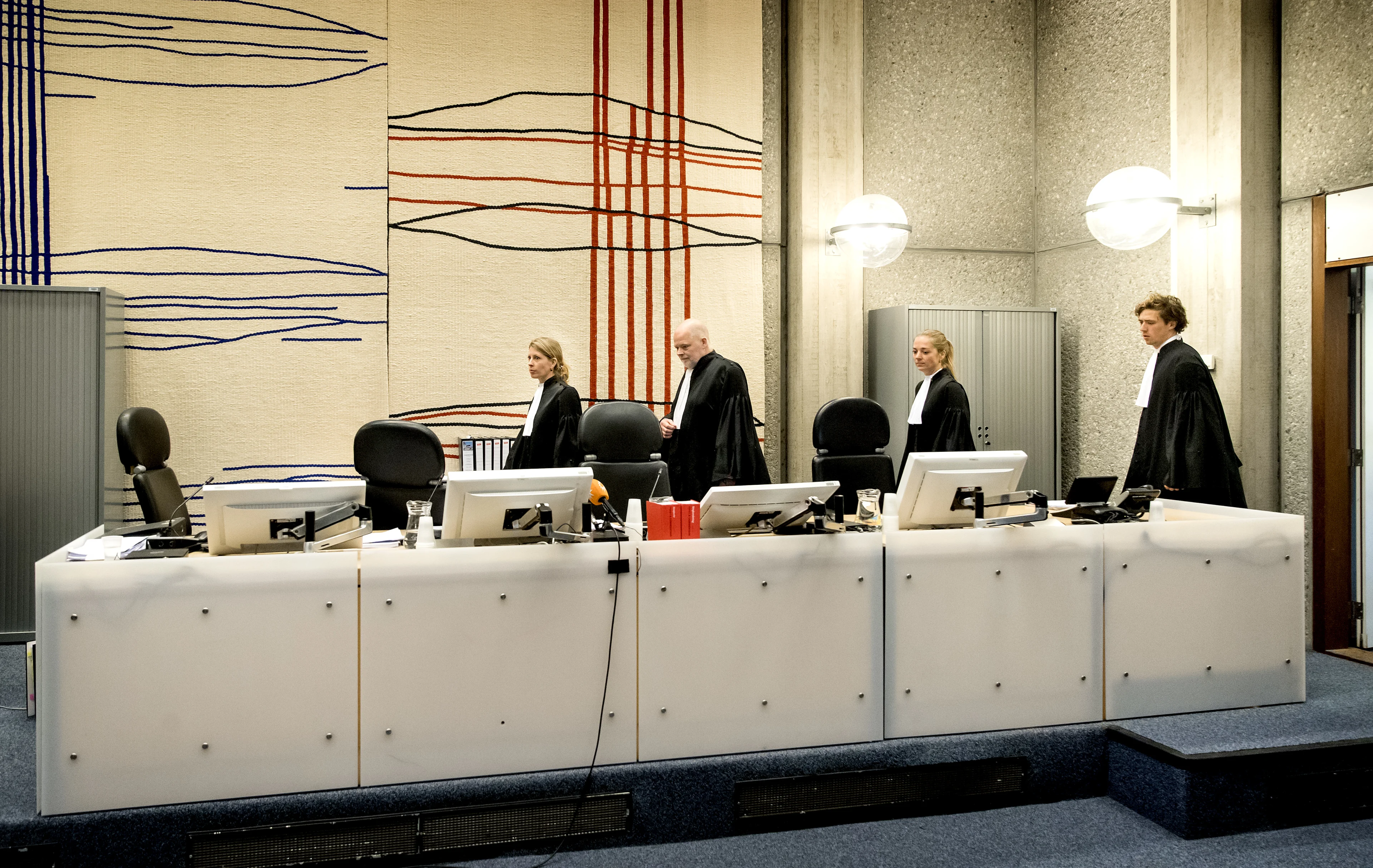 OM wil hogere straffen voor verdachten aanslag op Panorama