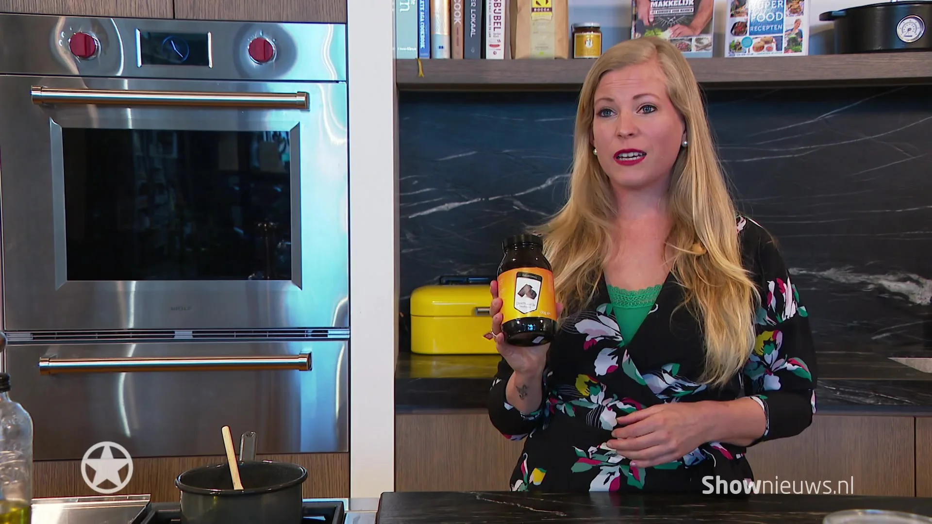 Deze superfoods zijn hot: Kakkerlakkenmelk en broccoli-koffie