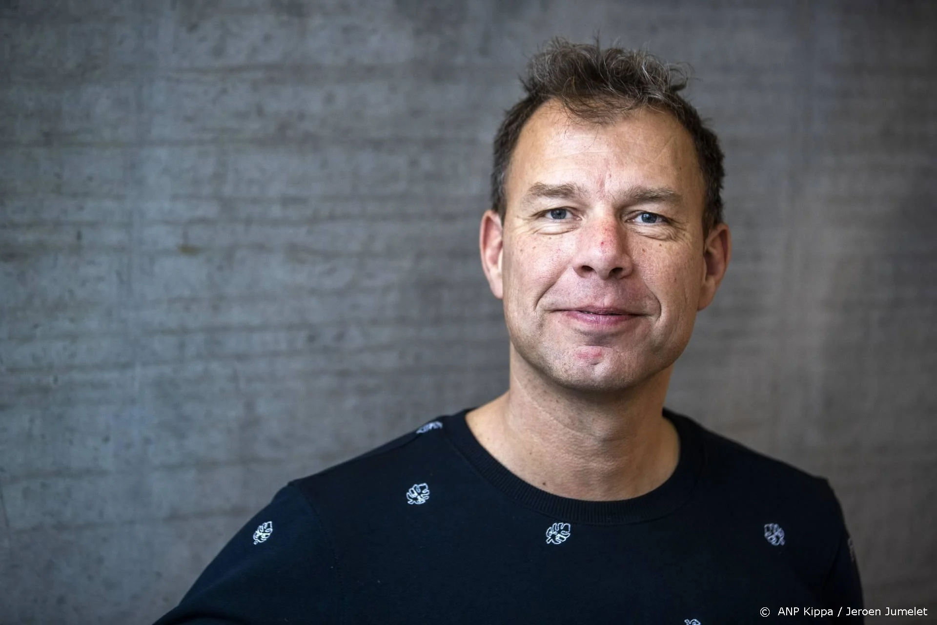 Nieuwslezer Henk Blok terug in de ochtend bij Ekdom op Radio 10