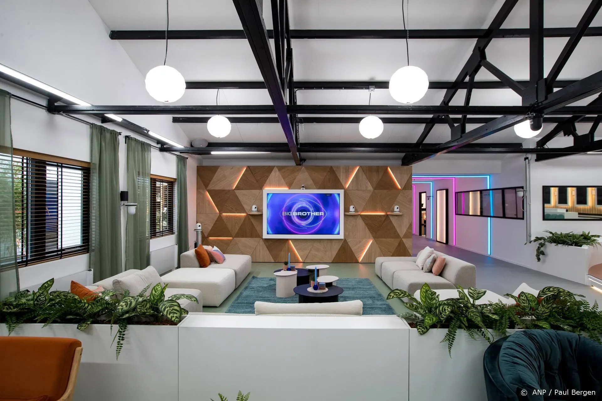 Nu al twee extra bewoners naar Big Brother-huis