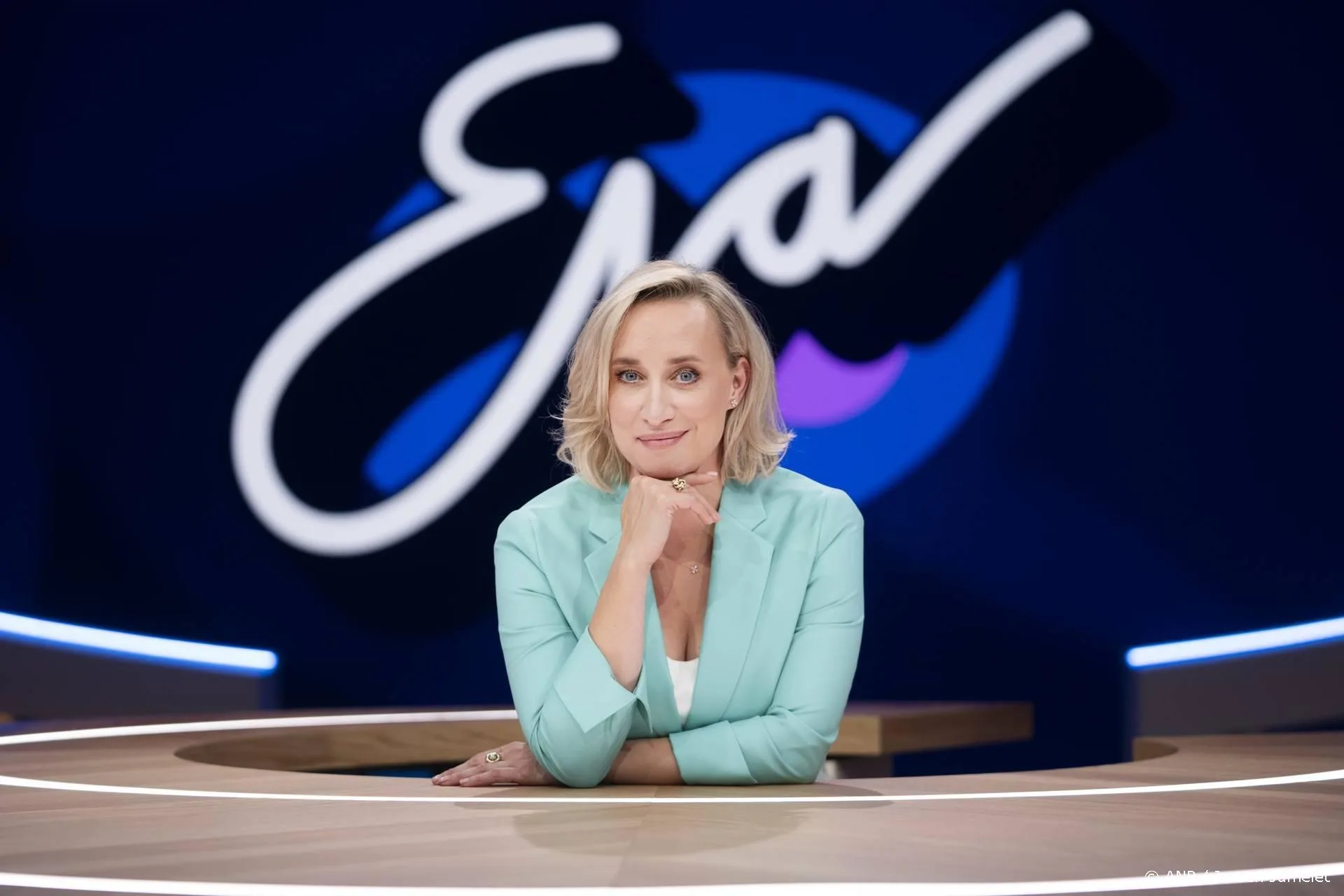 AVROTROS reageert op opvallend incident bij Eva Jinek