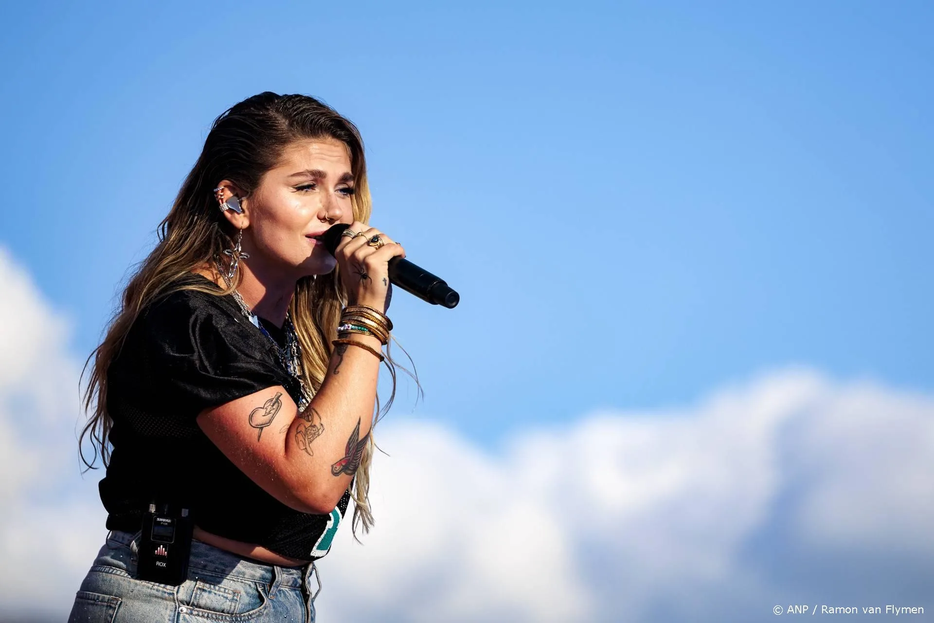 Roxeanne Hazes openhartig over strijd tegen eenzame nachten