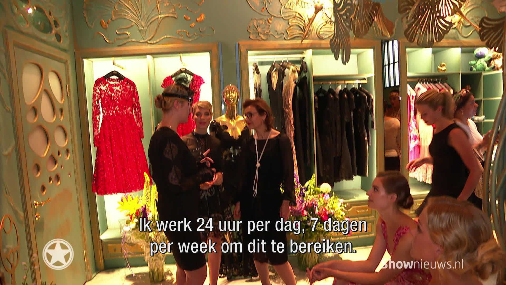 Glamour-koerier Maik: Haute couture in een winkel?! House of Olvi doet het!