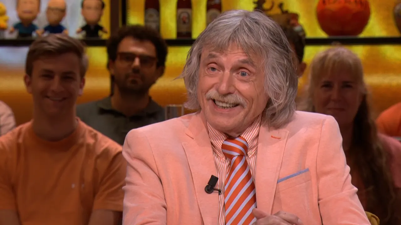 Johan Derksen 'zit voor lul' in VI: 'Ziet er echt niet uit'