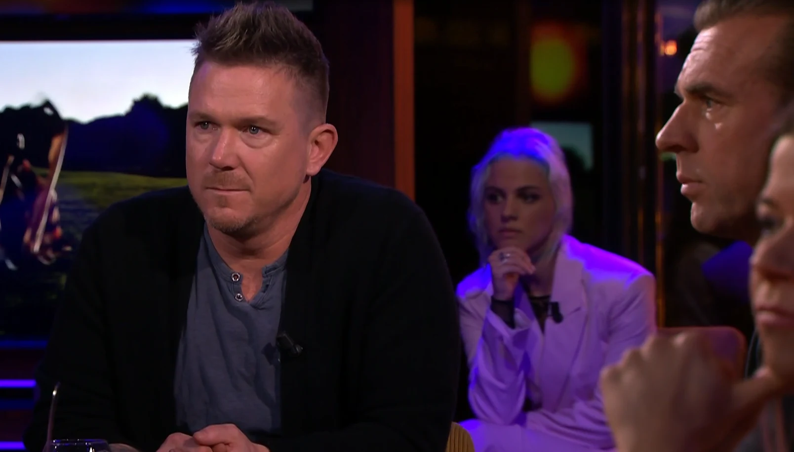 ZIEN: Johnny de Mol emotioneel in HLF8
