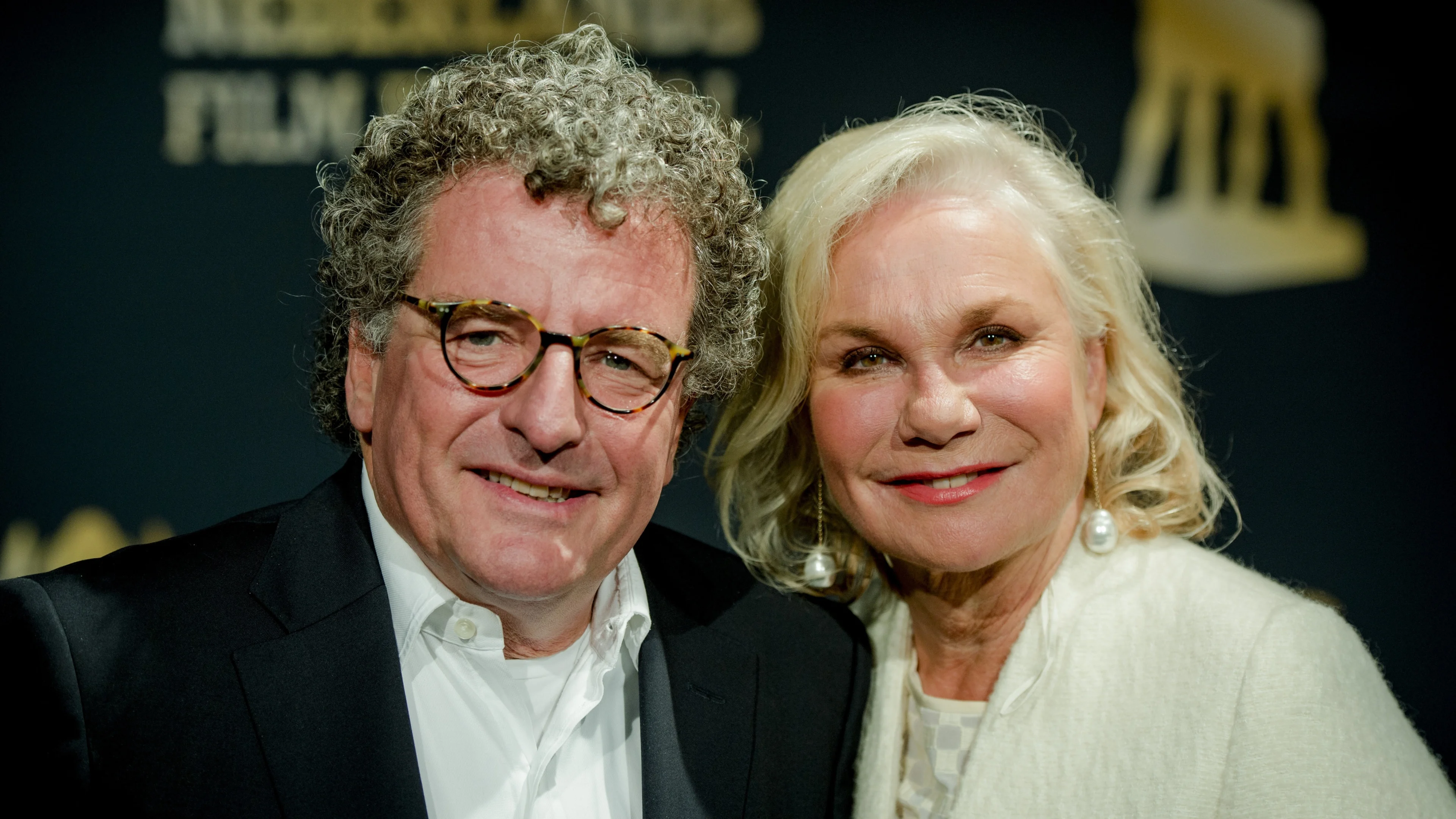 Gemis overleden zoon Monique van de Ven wordt steeds groter