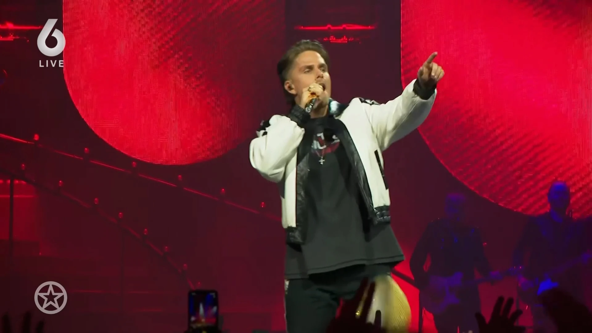 André Hazes brengt samen met déze artiesten nummer uit over Amsterdam