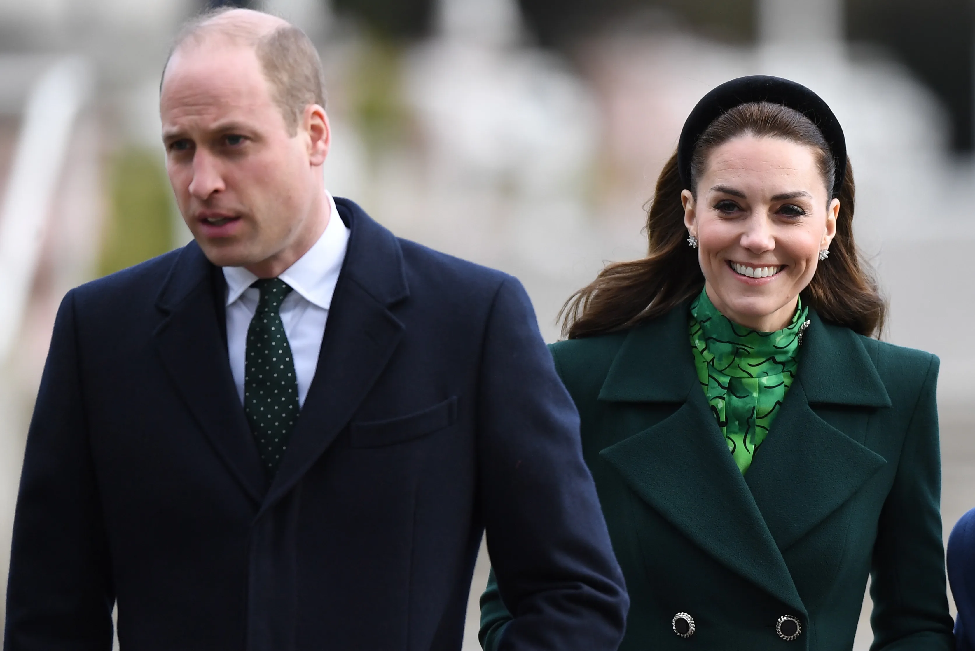 Prins William grapt dat hij coronavirus verspreidt
