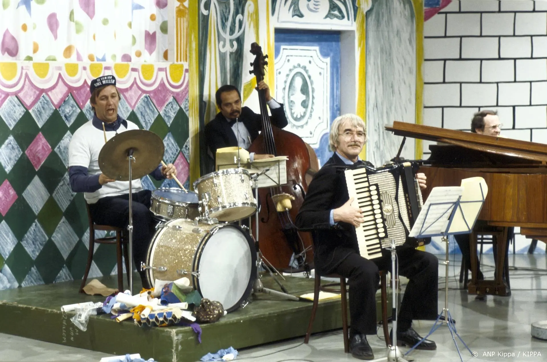 Ome Willem-term 'joepie de poepie' komt in Van Dale