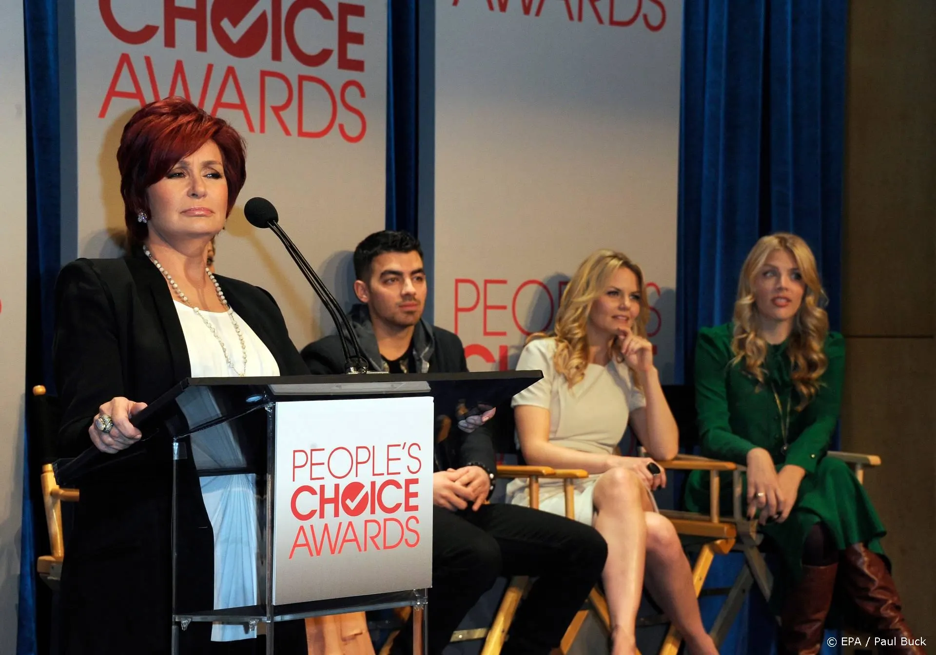 Sharon Osbourne in ziekenhuis na coronabesmetting