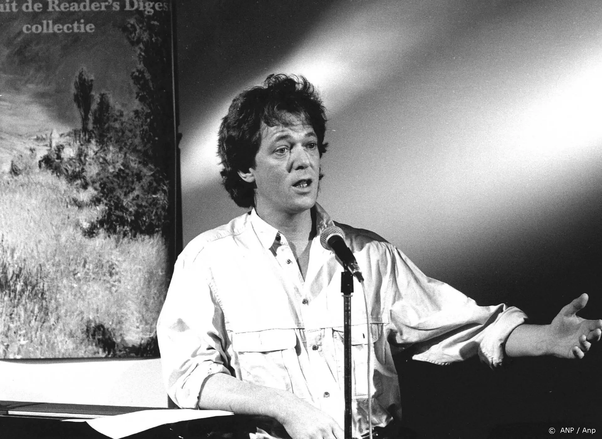 Harrie Jekkers gaat optreden in Zuiderparktheater