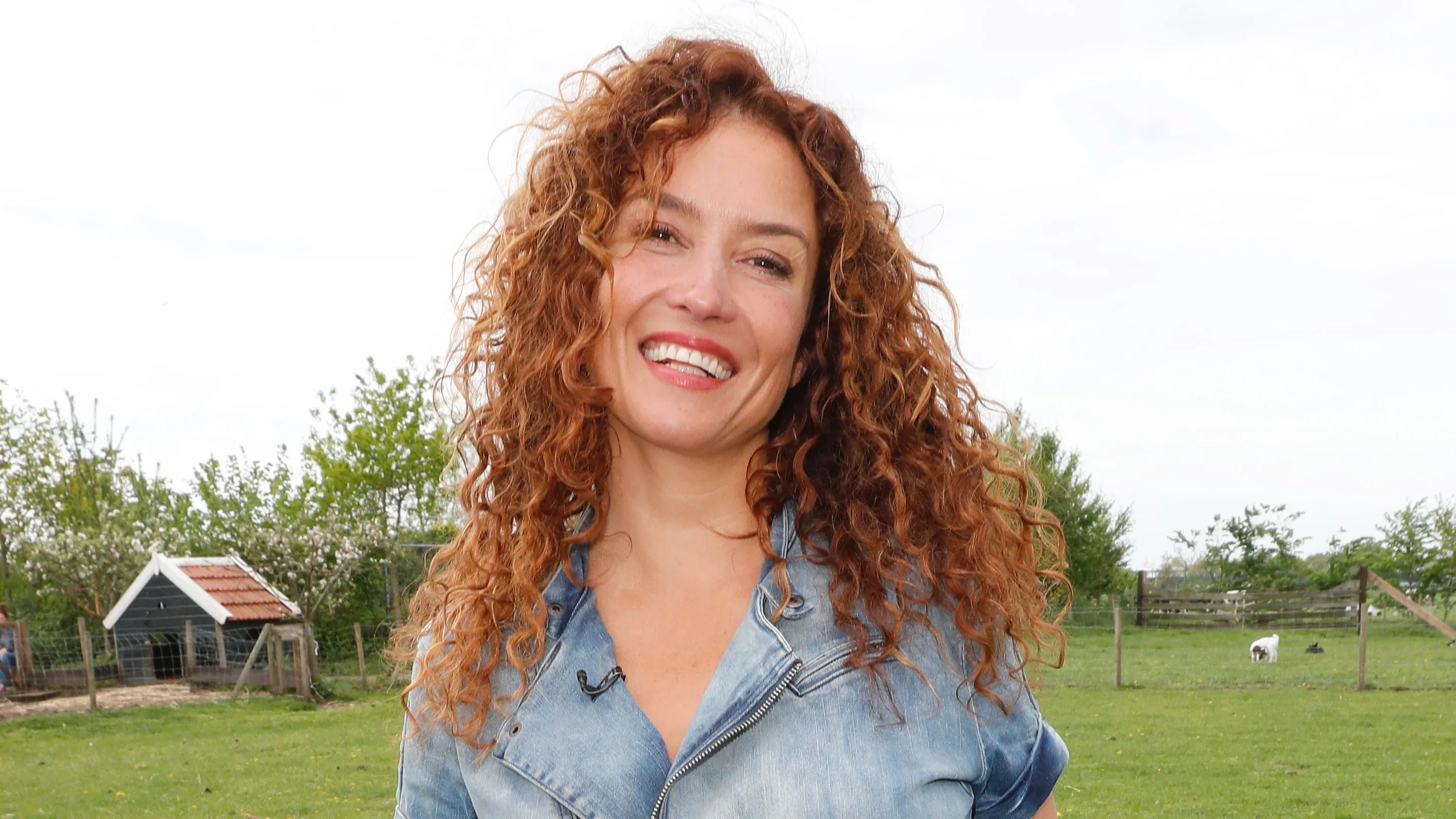 Beugelbekkie Katja Schuurman: 'We hoeven niet perfect te zijn'